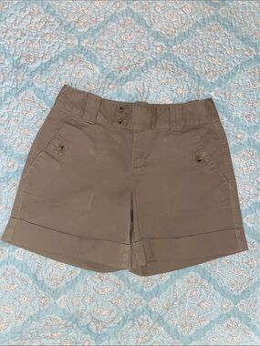 Banana Republic khaki,stretch  Cuffed 
 Shorts.